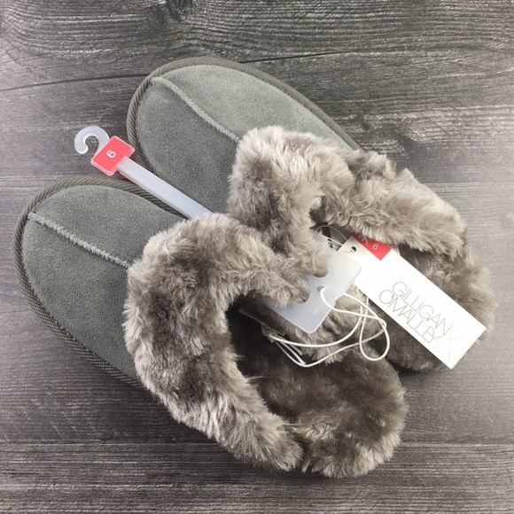 Gilligan & O'Malley Shoes - Gilligan & O’Malley Gray Faux Fur Slippers Gilligan & O'Malley Shoes - Gilligan & O’Malley Gray Faux Fur Slippers